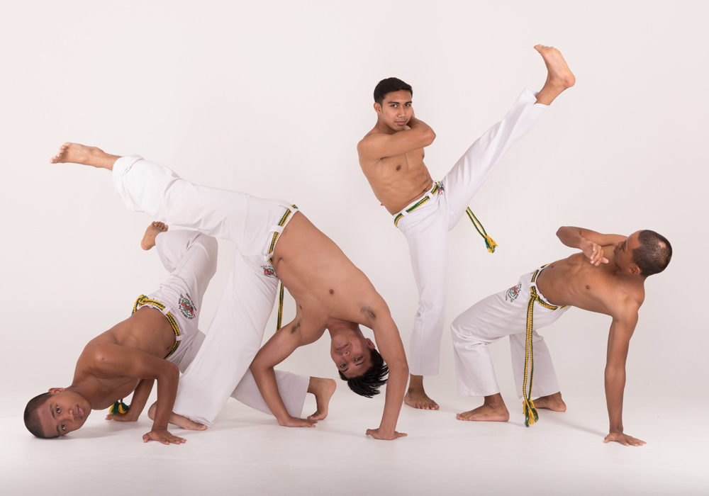 Capoeira for Beginners 8 passes class